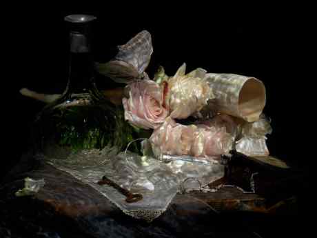 Underwater Still Life "The Resurrection of Love." From the Series "Vanitas."