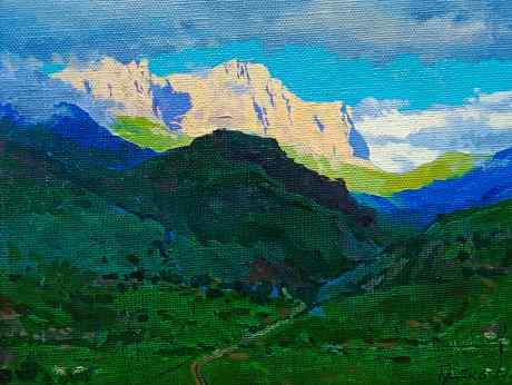 The sun in the Chegem gorge